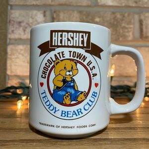 HERSHEY PARK Coffee Cup Mug Teddy Bear Club Vtg